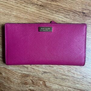 Kate Spade Fuchsia Wallet